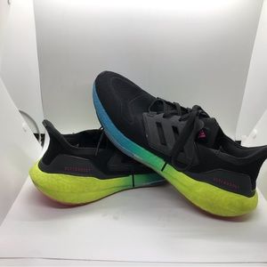 ADIDAS UITRA 22 BOOST SHOES